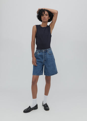 Lola in Classic Blue