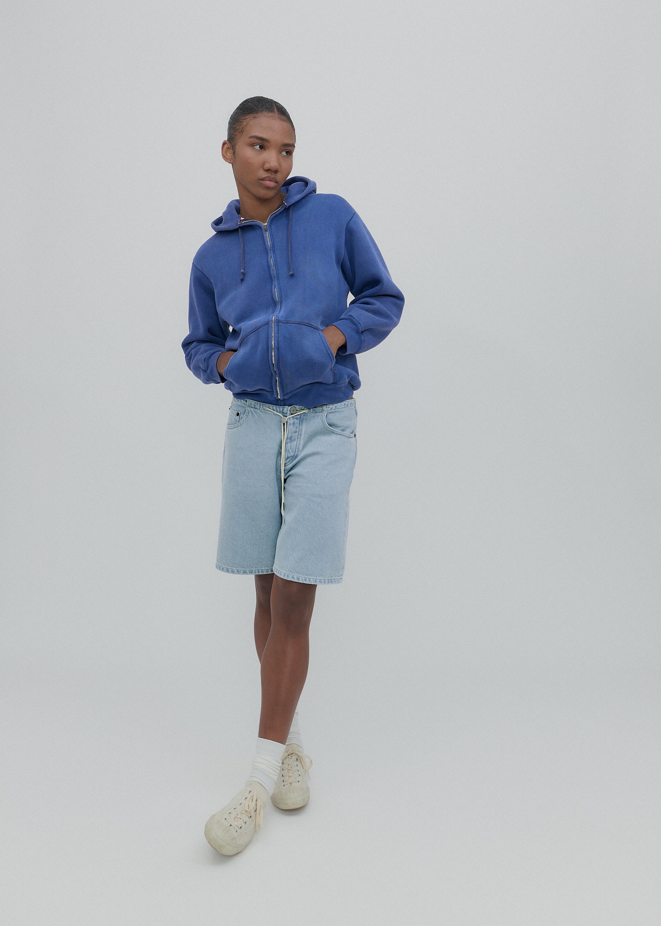Cool Shorts in Vintage Blue