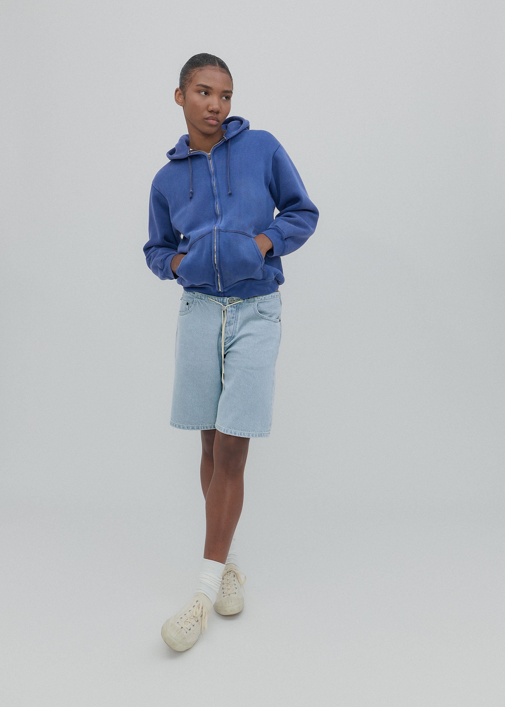 Cool Shorts in Vintage Blue