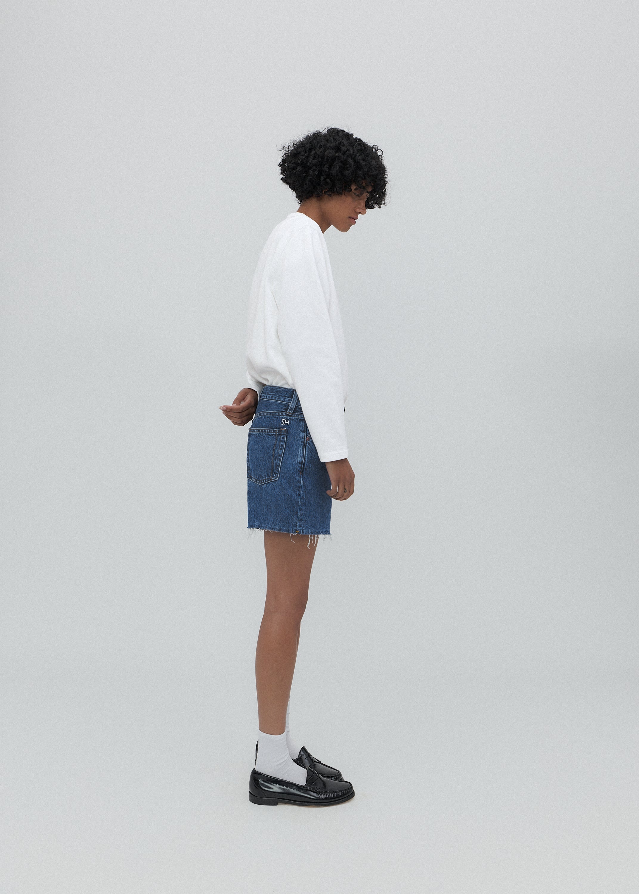 Cut Off Shorts in Classic Blue