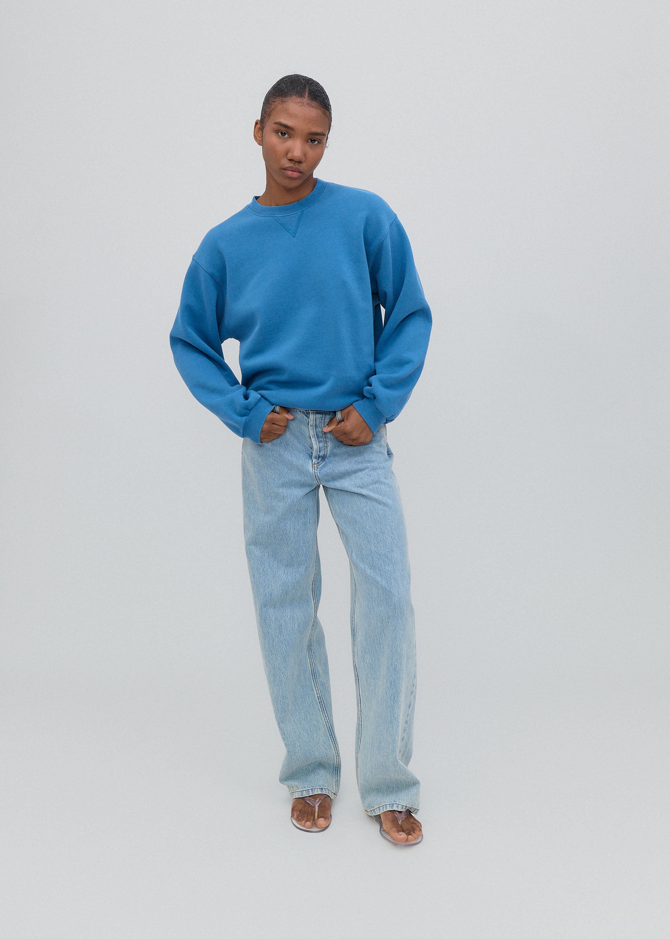The Sweatshirt in Lake