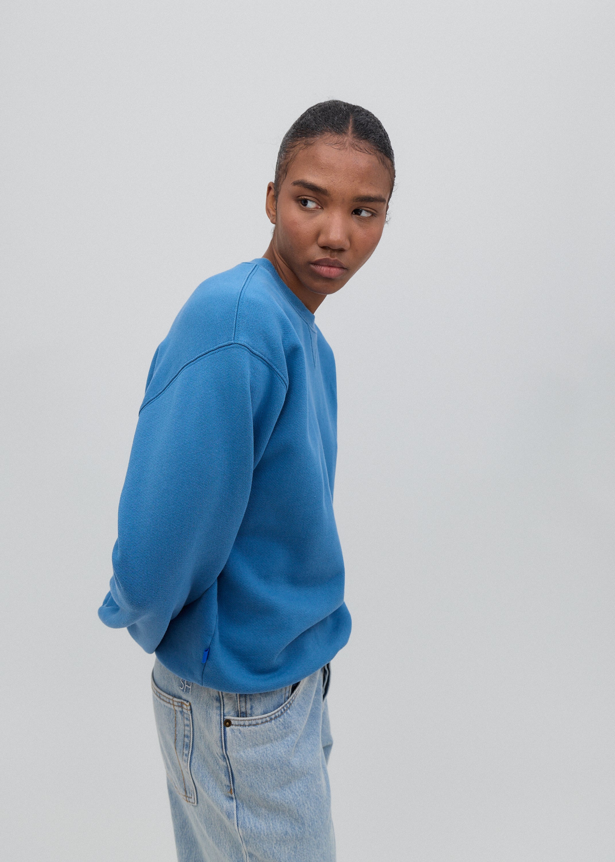 The Sweatshirt in Lake