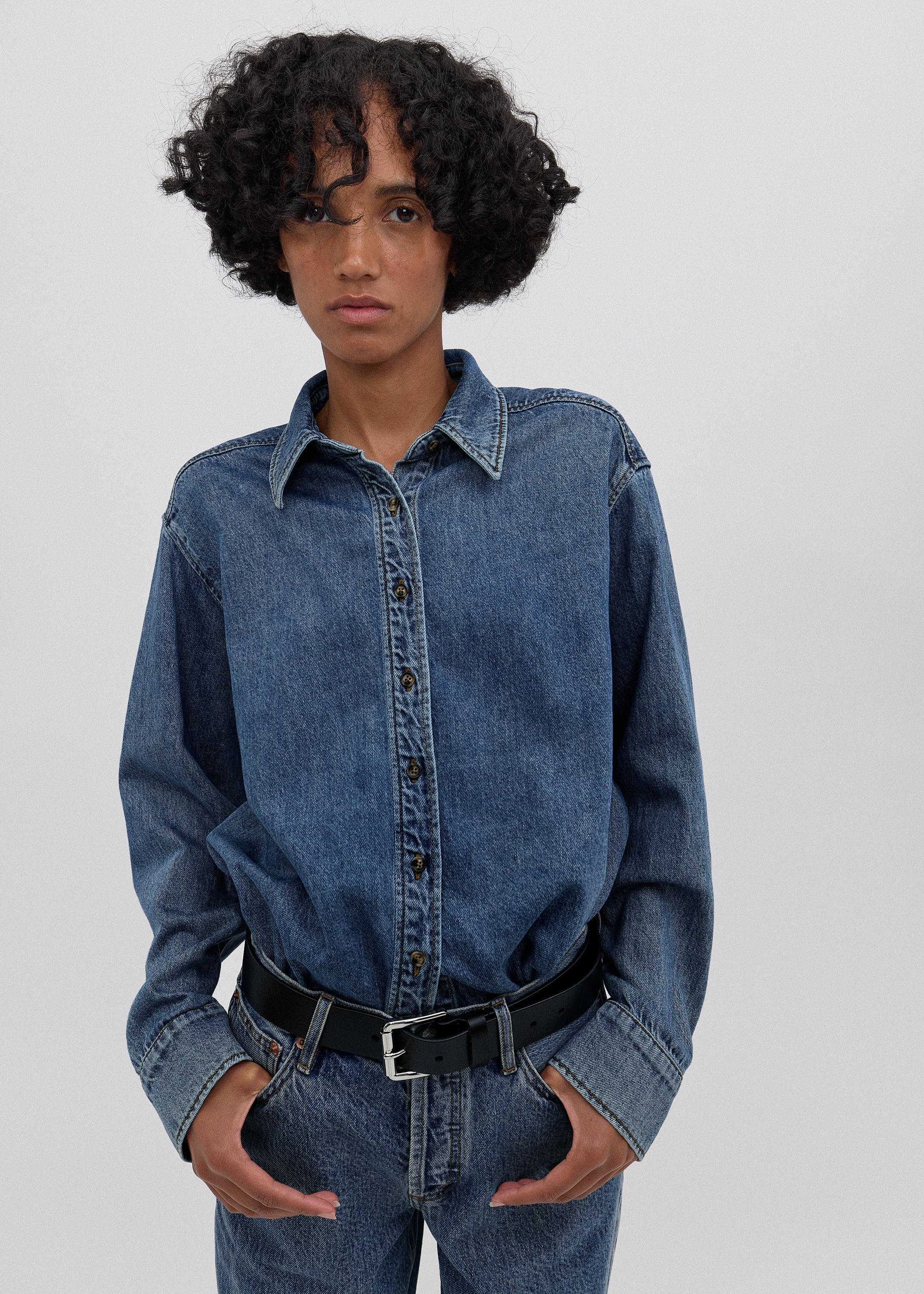 Day Shirt in Classic Blue
