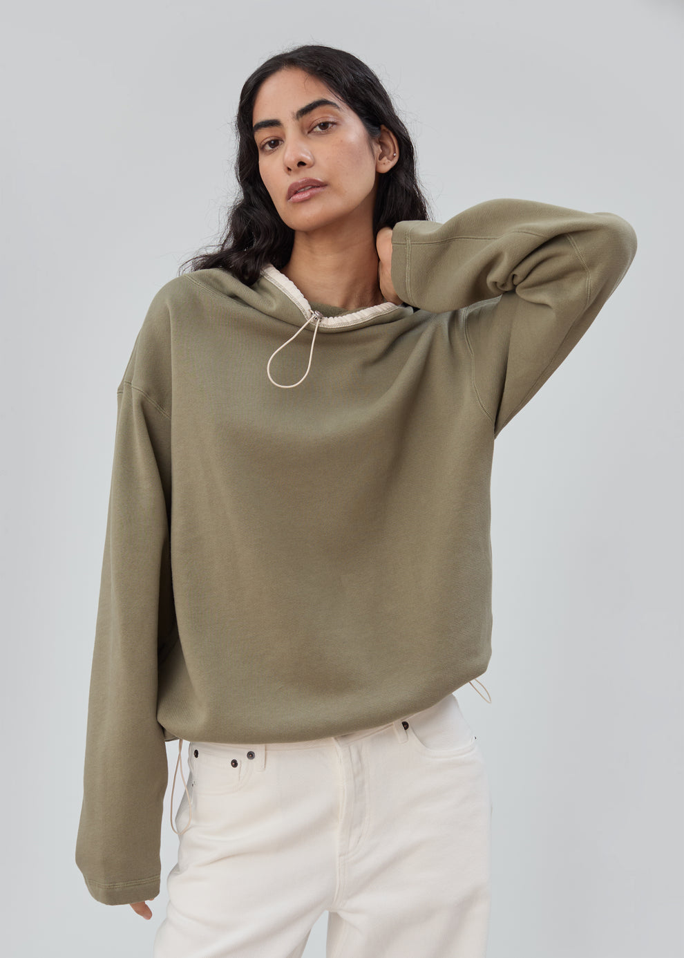 Rec Pullover in Army Green