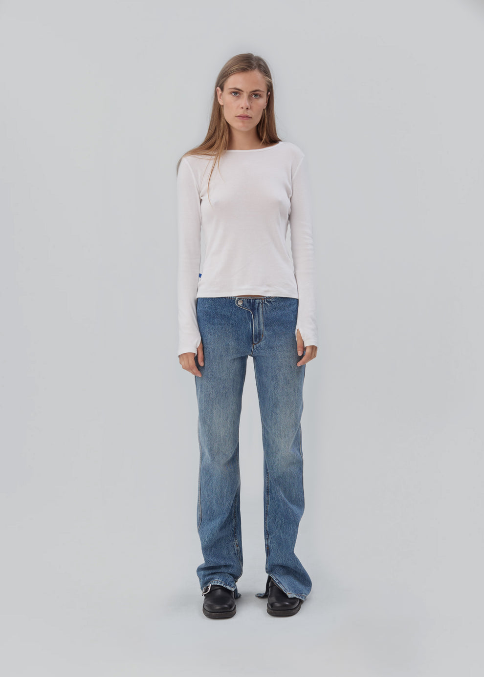 11 Jean in Worn Blue