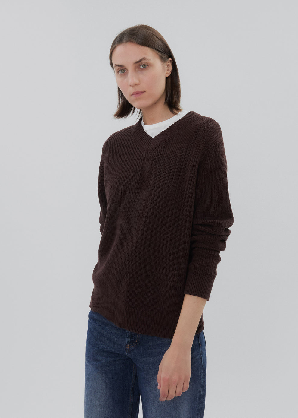 Hotel Sweater Long Sleeve in Chocolate